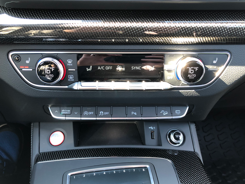 The controls feel very solid and well done as well as being aesthetically pleasing.